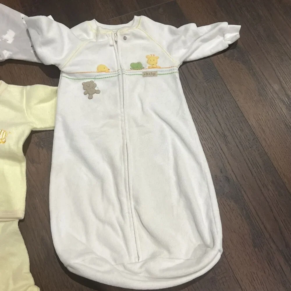 Vintage Clothes 0-12 Months Lot Of 3 Outfits Carter Bambini Sleepers Winter